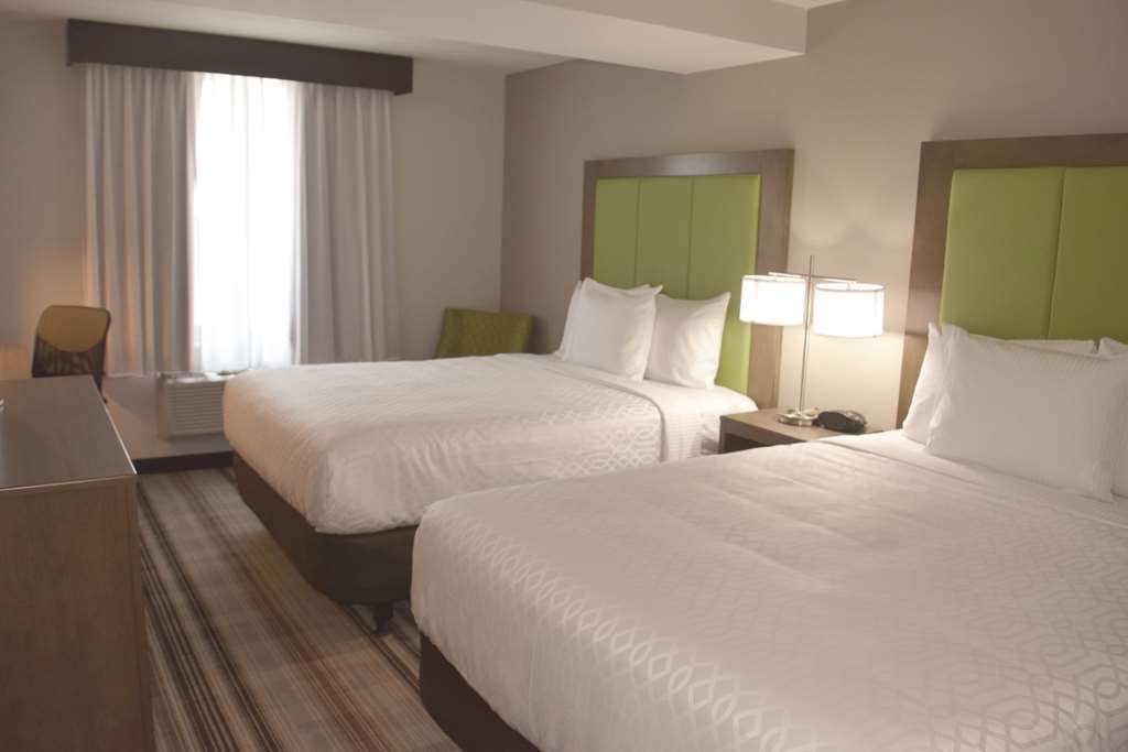 La Quinta By Wyndham Brooklyn Central New York Room photo