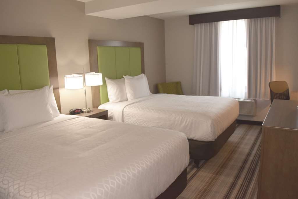 La Quinta By Wyndham Brooklyn Central New York Room photo